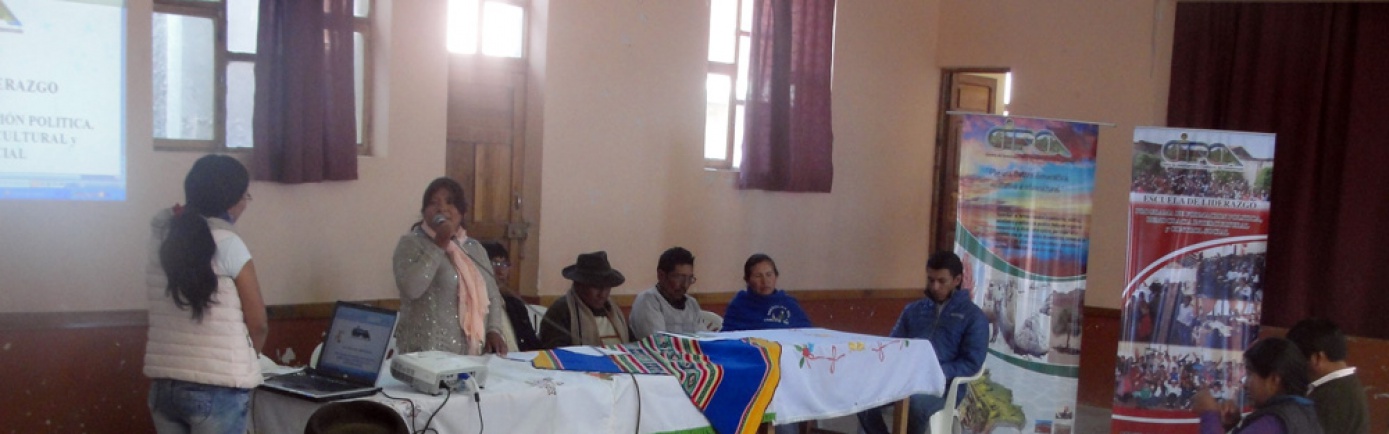 Jóvenes de Altiplano Sur se capacitan en interculturalidad y control social
