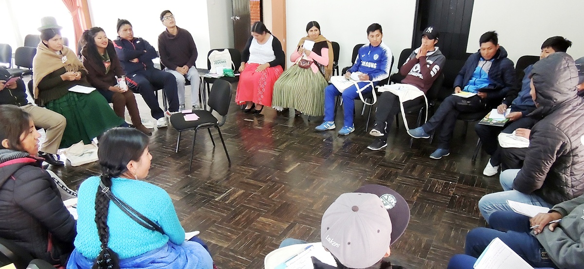 Jóvenes rurales y urbanos plantean propuestas para el ejercicio de sus derechos políticos y económicos
