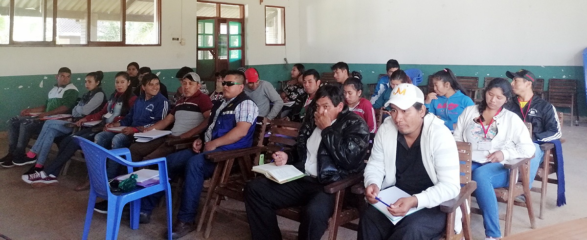 Jóvenes de Charagua Iyambae se especializan en gestión pública comunitaria y autonomías indígenas en la Nación guaraní 