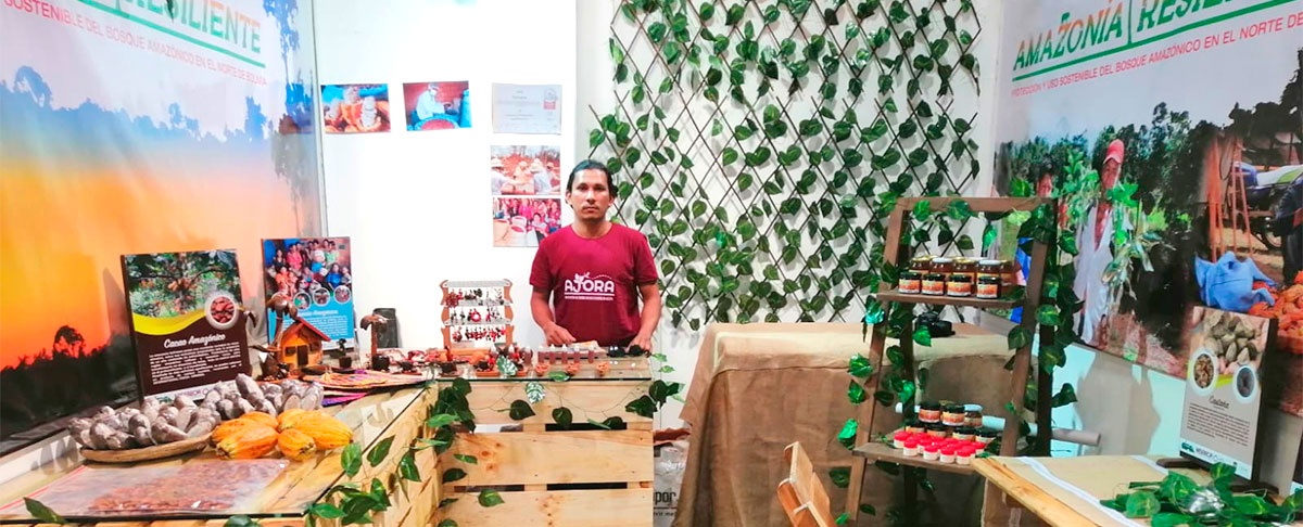Emprendimientos de la Amazonía muestran las potencialidades del bosque y difunden los logros de una propuesta económica productiva sostenible en FEICOBOL 2022.