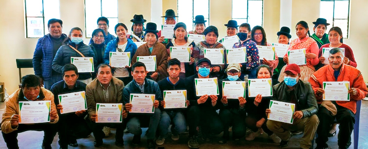 SIMACO Concluye el curso de elaboración de proyectos productivos con enfoque agroecológico.