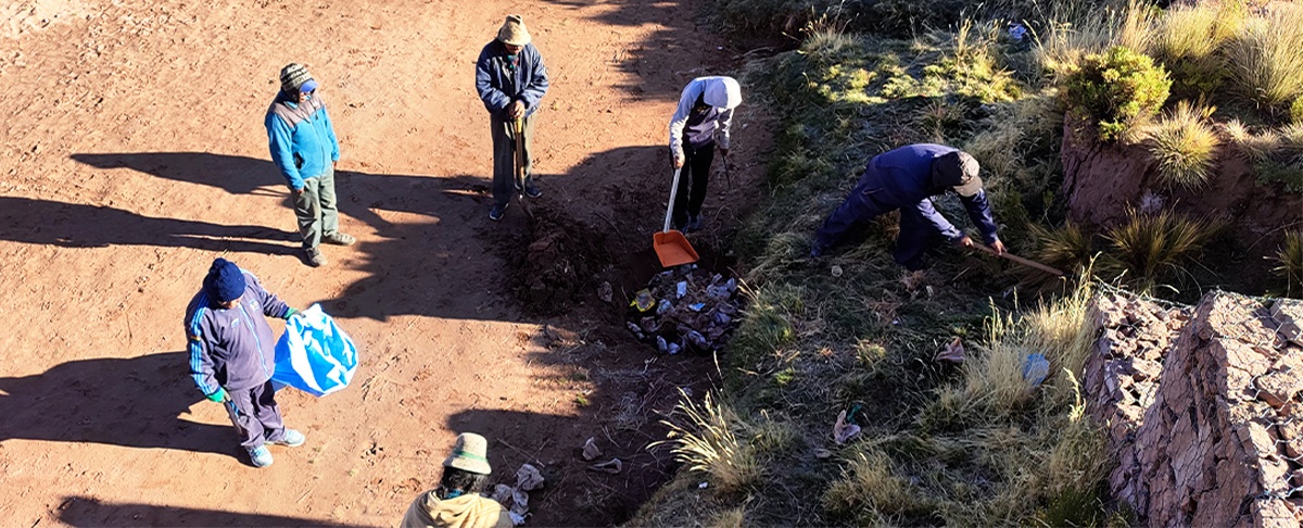 Comunidades rurales empiezan a tomar conciencia ambiental y el cuidado de los bienes comunes.
