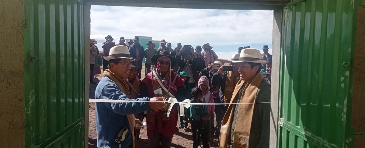 Inicio del funcionamiento del centro de producción de hortalizas en cantón Sombra Pata, Municipio de San Andrés de Machaca