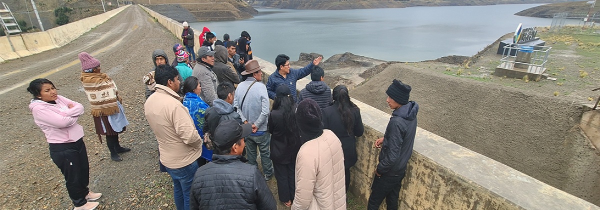 Líderes campesinos del Cono Sur dialogan sobre la gobernanza hídrica