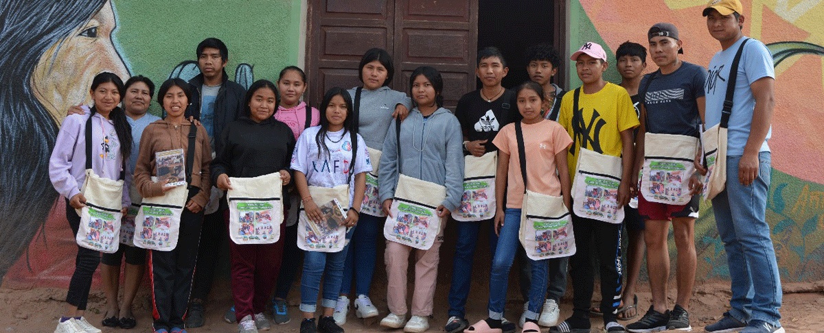 Capacitación en Liderazgo Social Indígena Fortalece a la Juventud Guaraní en Ivo