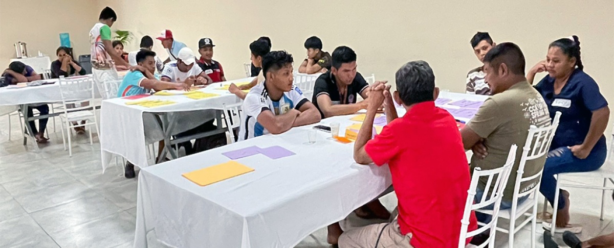 Recolectores de frutos amazónicos se reúnen en Cobija para formular Plan de Acción