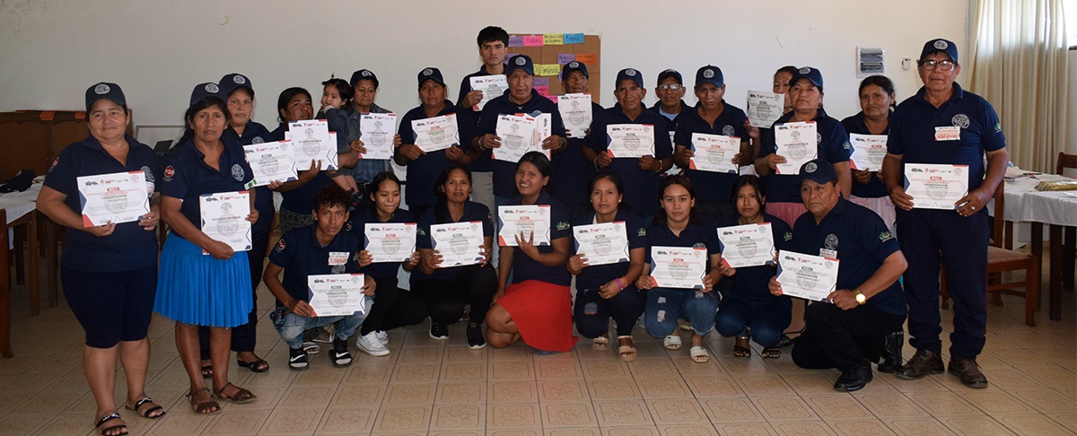 Zafreros y zafreras se certifican como líderes sindicales: concluye con éxito la Escuela de Formación Sindical