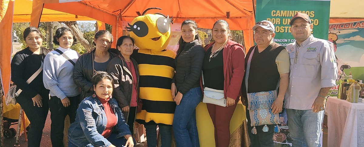 Chuquisaca celebra la 3ra Feria Departamental Apícola con más de 40 productores y mieles del Chaco