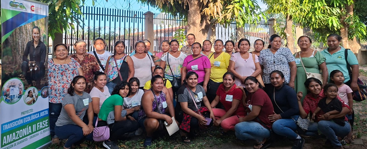 Lideresas en acción: Mujeres indígenas guarayas se fortalecen como promotoras comunitarias