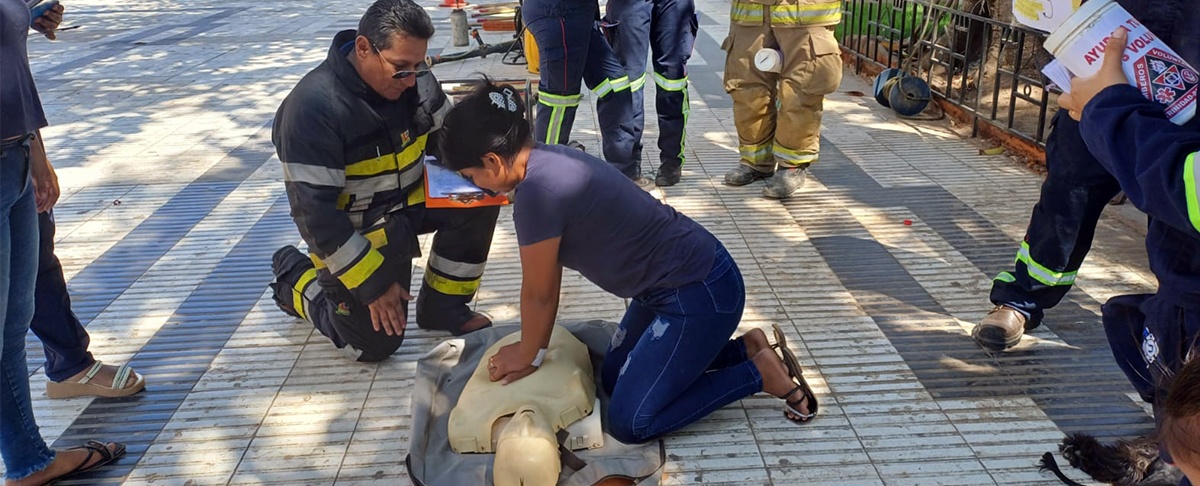 Bomberos voluntarios fortalecen su misión gracias al apoyo de “Mi Voz en Acción”