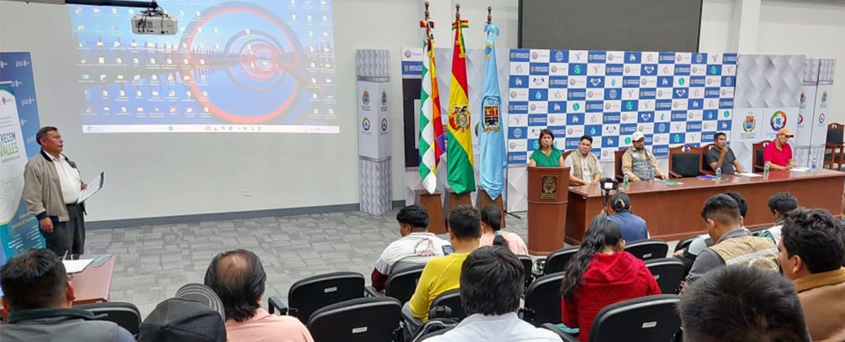 Municipios y Gobernación de Cochabamba avanzan en propuesta de protección de zonas de recarga hídrica