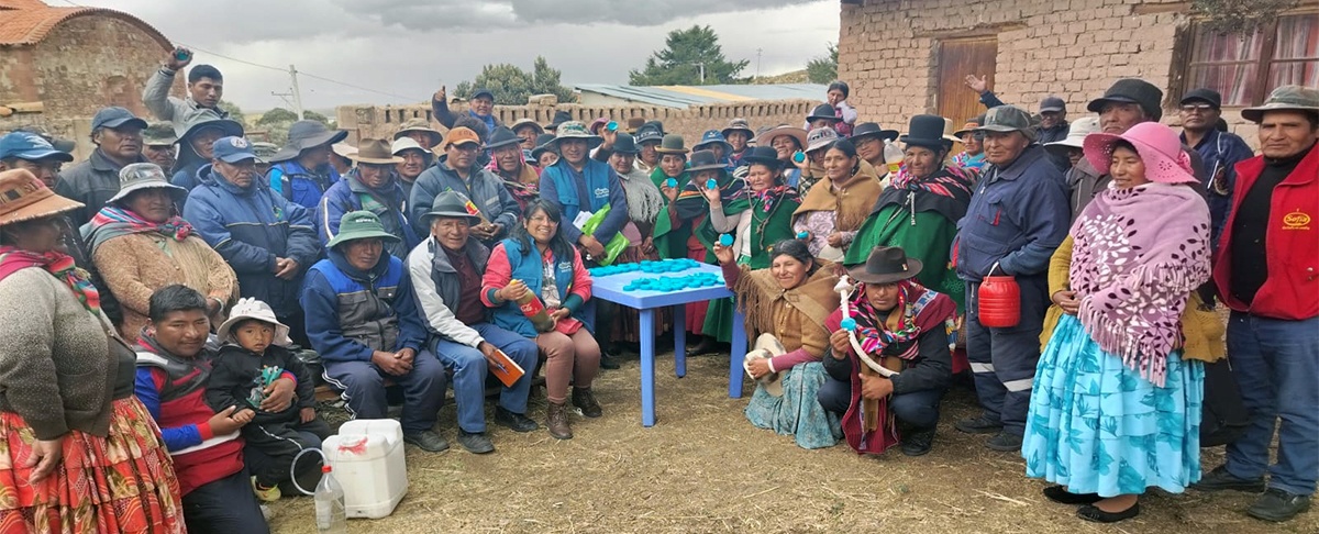 Productores de San Andrés de Machaca adoptan alternativas agroecológicas con bioinsumos y etnoveterinaria