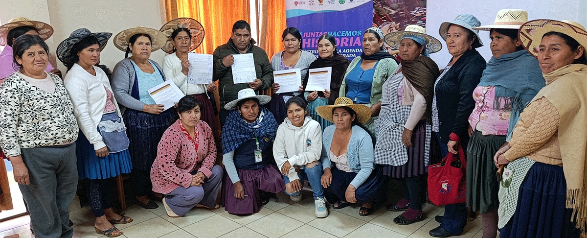 Mujeres de Anzaldo presentan prioridades para su incorporación en el Plan Autonómico de Desarrollo