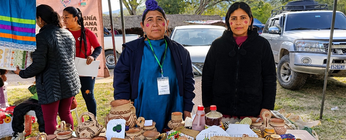 Manos que crean, identidad que perdura: artesanas del chaco presentes en la FEXIMONT 2026