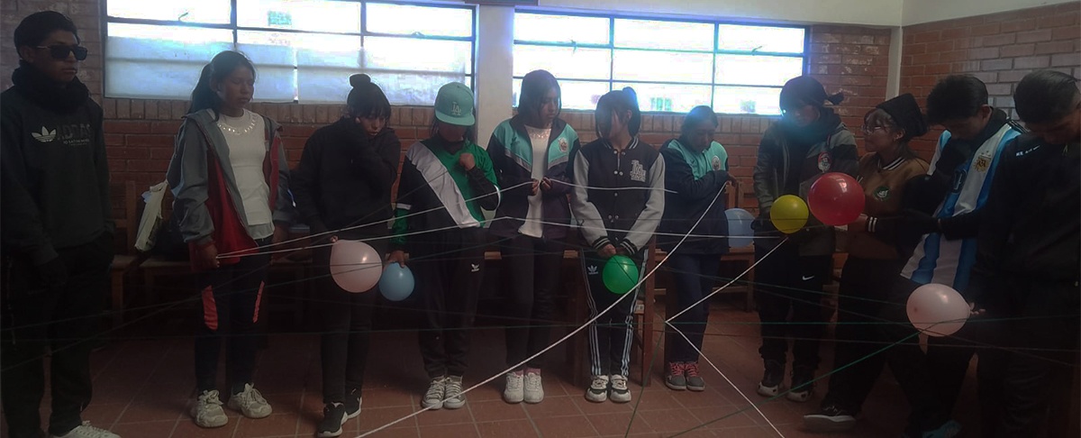 Jóvenes y adolescentes de San Andrés de Machaca fortalecen su liderazgo, participación democrática y cultura de paz