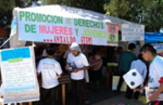 Mujeres y jóvenes de Anzaldo se movilizan por sus derechos