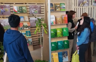 CIPCA ofrece investigaciones y diversas publicaciones sobre desarrollo rural en la 23ava Feria Internacional del Libro de La Paz 