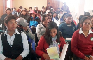 En San Andrés de Machaca socializan política municipal de la juventud y conforman el Consejo Municipal de la juventud