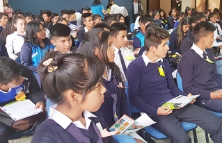 Jóvenes de Sacaba proponen recuperar la conexión con la naturaleza