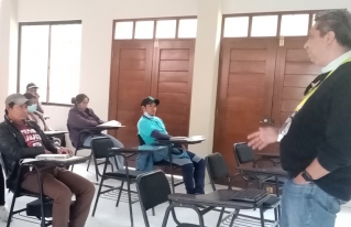 Curso de Gestión publica a dirigentes guaraní del Ingre