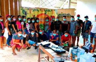 Jóvenes amazónicos se capacitan en tecnologías de información y comunicación (TIC) y monitoreo ambiental (Flora y Fauna).