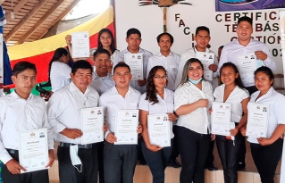 Jóvenes de San Ignacio de Mojos se certifican como facilitadores comunitarios.