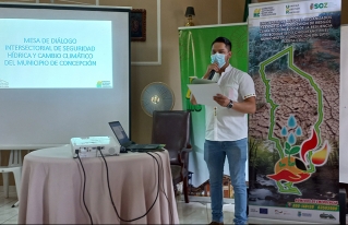 Organizaciones indígenas participan en la primera mesa de dialogo intersectorial de seguridad hídrica y cambio climático.
