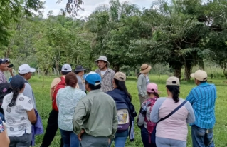 Formación de gestores agroecológicos para la promoción y consolidación de la propuesta económico productiva
