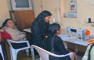 Programa Trabajo Digno: Trabajadoras Asalariadas del Hogar se capacitan en técnicas en corte y confección