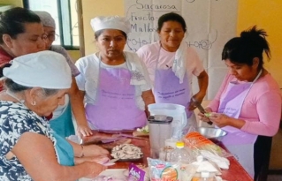 Trabajadoras asalariadas del hogar de Santa Cruz fortalecen sus habilidades técnicas en bienestar nutricional
