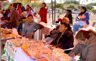 Exitosa III Feria Gastronómica, Productiva y Artesanal en Ivo
