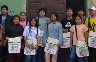 Capacitación en Liderazgo Social Indígena Fortalece a la Juventud Guaraní en Ivo