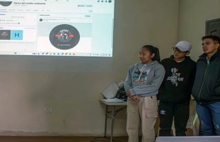 Jóvenes de la provincia Guarayos se capacitan en el uso, manejo y gestión de redes sociales