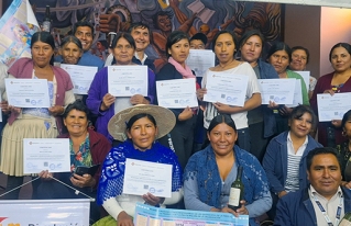 Empoderamiento Femenino: Mujeres de Esteban Arze Impulsan Emprendimientos Económicos