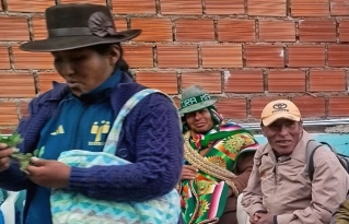 Promotores de San Pedro de Totora impulsan la etnoveterinaria como alternativa sostenible para la ganadería altoandina