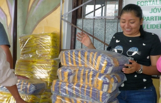 CIPCA Cordillera entrega ayuda humanitaria a comunidades guaraníes de Huacaya afectadas por emergencia climática