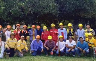 Comunarios indígenas de la Amazonía sur se capacitan como bomberos comunales