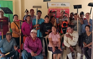 Comunidades de San Andrés se organizan para enfrentar incendios forestales y reciben equipamiento preventivo