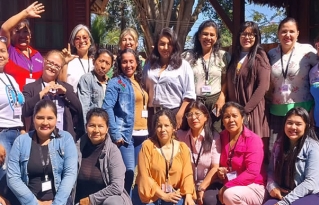 Mujeres líderes del norte amazónico fortalecen habilidades en marketing político