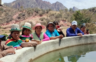 Productores de San Pedro de Totora fortalecen sus capacidades en gestión del agua gracias a un intercambio de experiencias en Cochabamba