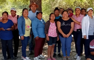 Fortaleciendo organizaciones emergentes desde las raíces: mujeres y jóvenes lideran el cambio en Kaaguasu