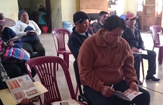 Actores de Independencia acuerdan fortalecer la producción lechera y articularla con la Alimentación Complementaria Escolar