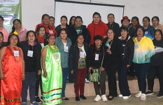 Encuentro de mujeres de las autonomías indígenas de tierras bajas