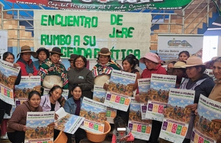 Mujeres de Corque Marka consolidan propuestas para fortalecer su agenda política y ampliar su participación en el desarrollo del municipio