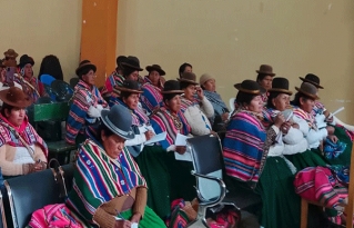 Mujeres de Calamarca se forman como gestoras en democracia y derechos para incidir en la planificación municipal