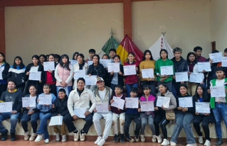 Jóvenes de San Pablo de Huacareta reciben certificación en Liderazgo Juvenil Comunitario